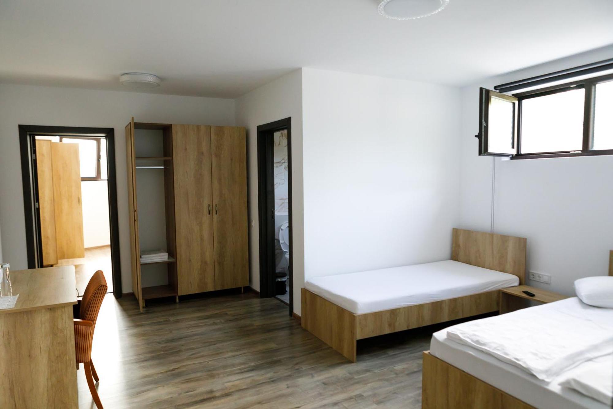 Domeniul Roa Hotel Avrig Exterior photo